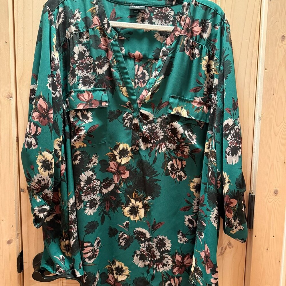 Torrid Harper 3/4 Sleeve Blouse, Size 4 (4x, 26)